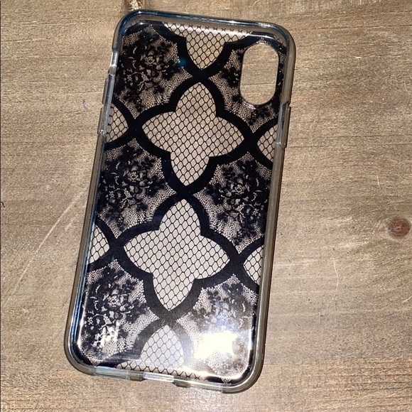 I phone X - Kim Kardashian Case - Picture 2 of 3